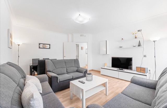 Apartment 'Salinas De San Pedro Del Pinatar' with Wi-Fi and Air Conditioning