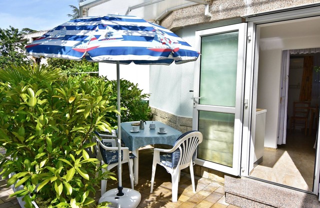 Apartment for couples Mirko Umag-Punta, near the sea