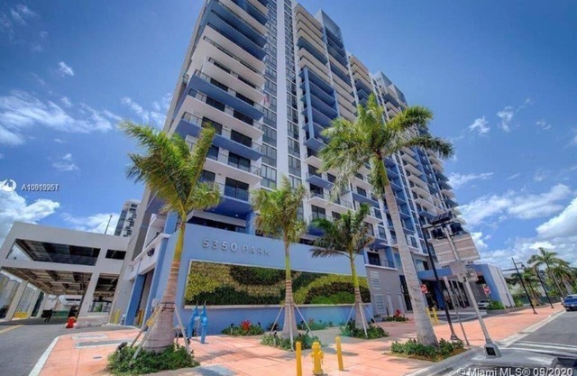 APARTMENT FOR RENT 2 BED 2 BATH 1 Parking DOWNTOWN DORAL