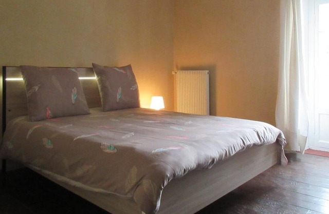 Apartment "Gîte Le Midi 3"