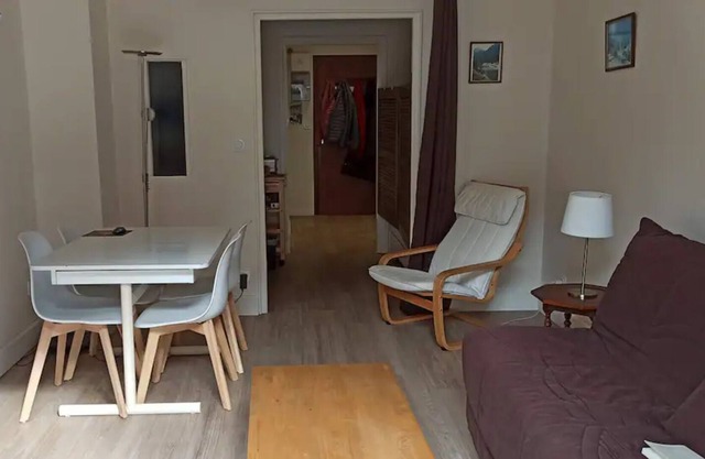 Apartment 'Grand Studio Cauterets' with Mountain View and Balcony