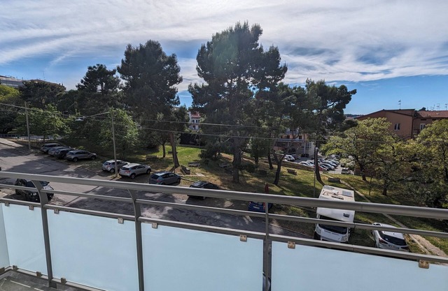 Apartment Grazie area, a few minutes from downtown in a quiet and serviced area