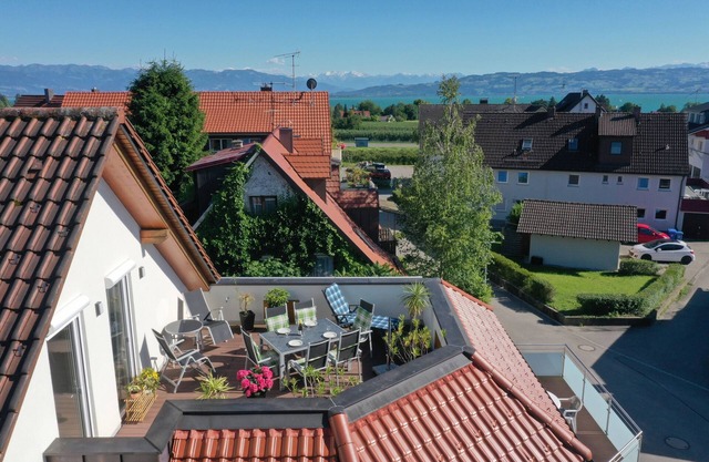 Apartment "Haus Kaulitzki" with Lake View, Private Terrace & Wi-Fi