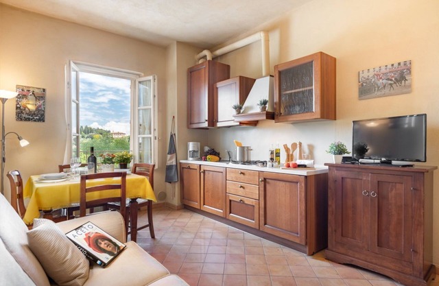 Apartment in a historic Villa "IL PALIO" view & authentic hospitality in Siena