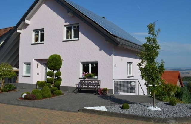 Apartment in a quiet location, with terrace and garden, near many hiking trails