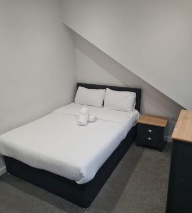 APARTMENT in BARNSLEY CENTRAL