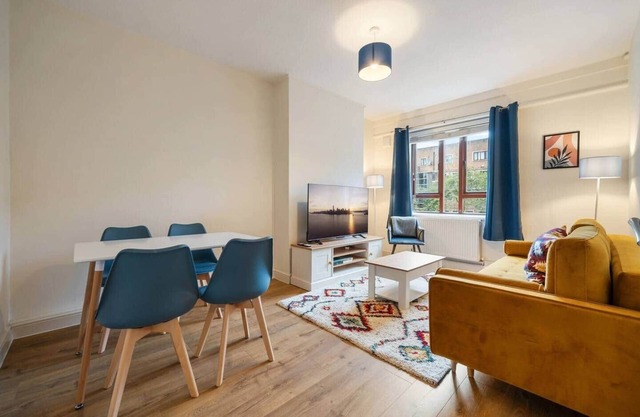 Apartment in Dalston: Kerridge Court