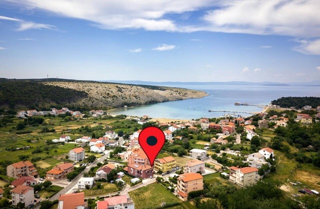 Apartment in Lopar with Balcony, Air condition, WIFI, Washing machine (4886-4)