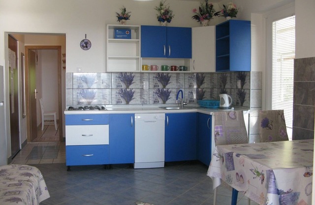 Apartment in Lopar with Seaview, Loggia, Air condition, WIFI (4229-5)