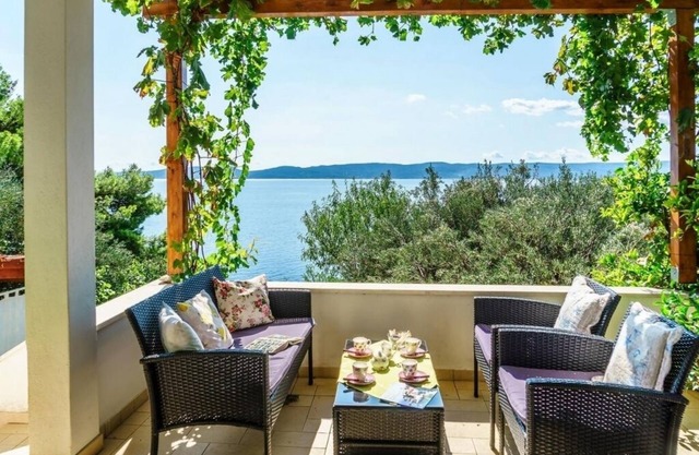 Apartment in Pisak with Seaview, Terrace, Air condition, WIFI (102-1)