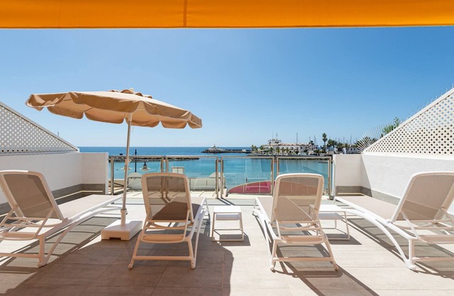 Apartment in Playa de Mogán by the Beach