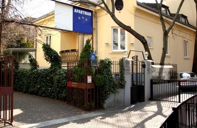Apartment in Zagreb with Terrace, Air condition, WIFI, Washing machine (3798-1)