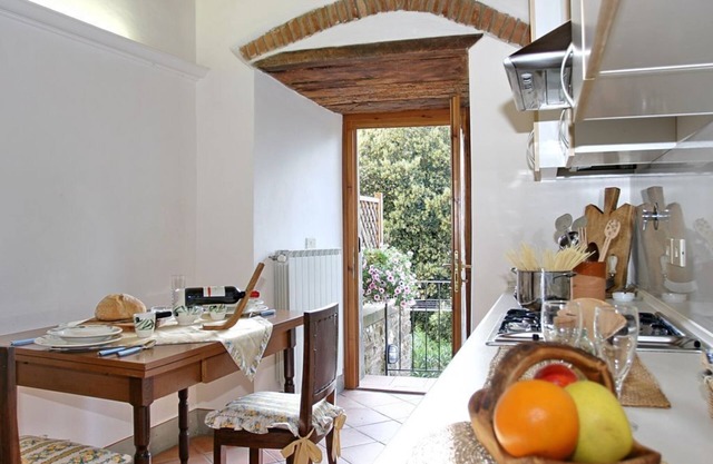 Apartment with garden in Chianti, 20 min from Florence, Siena and San Gimignano