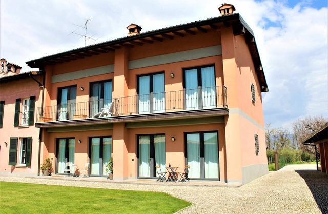 Apartment in Iseo with Pool Views
