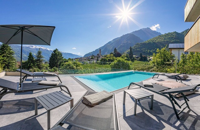 Apartment 'Köfele Lodge Sepp' with Mountain View, Shared Pool and Wi-Fi