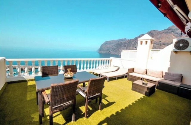 Apartment - LOS GIGANTES