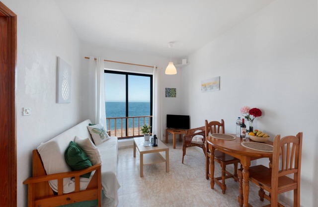 Apartment 'La Bayana - 5' with Sea View, Shared Pool and Wi-Fi
