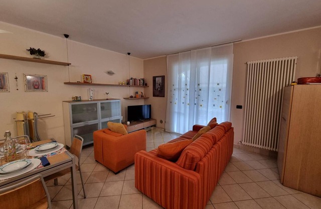 Apartment 'La Casa Di Freddy' with Sea View and Included Garage