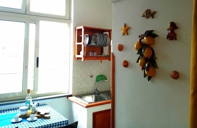 Apartment 'La Casa di Tore' with Sea View, Terrace & Wi-Fi