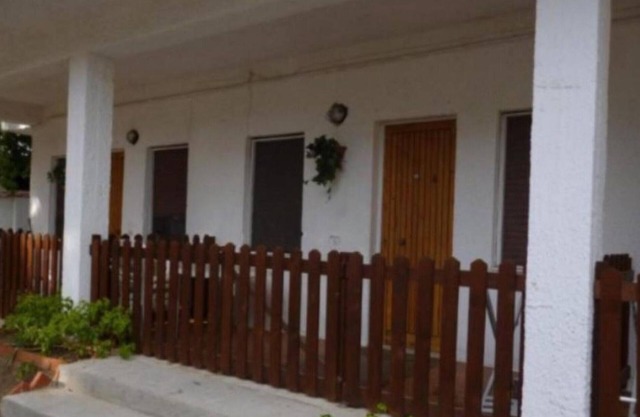 Apartment 'La Quiete - Veranda Piccola 3' with Shared Pool, Wi-Fi and Air Conditioning