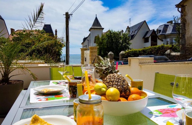 Apartment Les Terrasses de la Plage-1 by Interhome