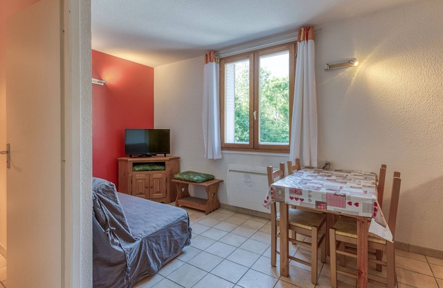 Apartment "Lynx" with Mountain View, Shared Garden and Wi-Fi