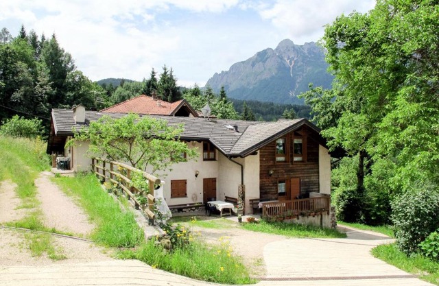 Apartment Maso Marini - Appartamento Capriolo by Interhome