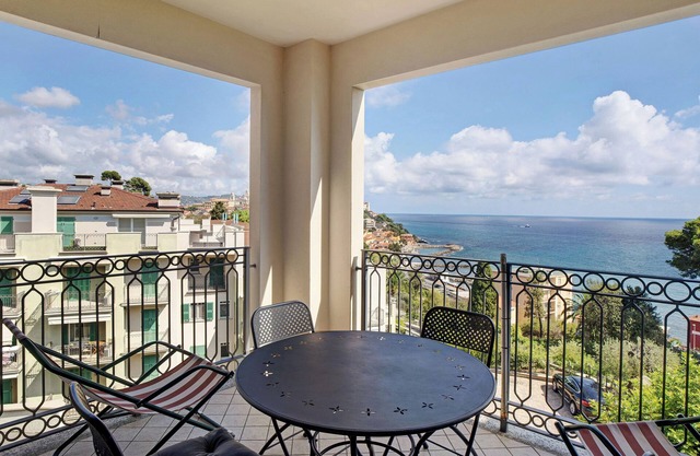 Apartment "Miradore" with Seaview, Wi-Fi, A/C, Balcony & Terrace