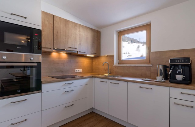 Apartment mit 3 Schlafzimmern und Balkon