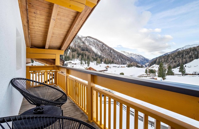 Apartment "Mountain Residence Kasern Nr 4" with Mountain View, Balcony & Wi-Fi