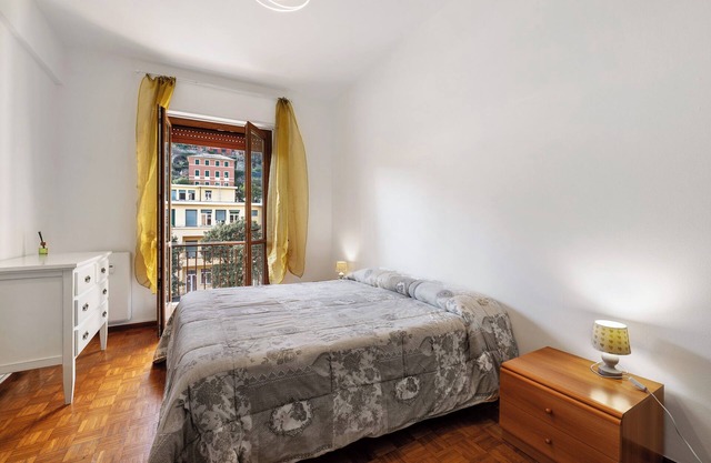 Apartment 'Natalina' with Balcony, Wi-Fi and Air Conditioning