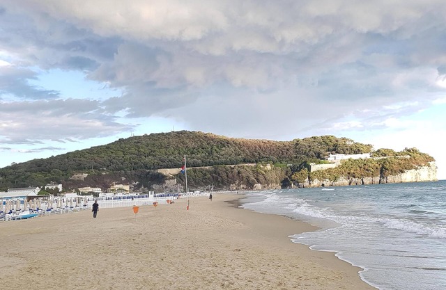 Apartment near the beach of Serapo