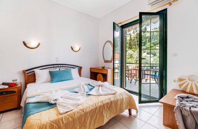 Apartment "Nikoleta Studio 4" with sea view, terrace & WLAN