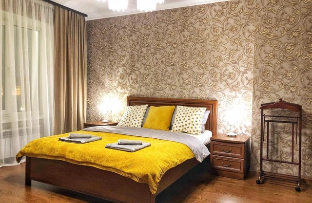 Apartment on Gazetnyy pereulok 1-12