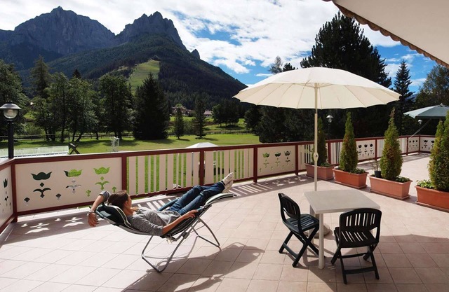 Apartment "Residence Cristina Trilocale" With Mountain View, Garden and Balcony