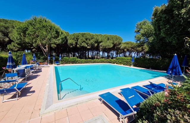 Apartment 'Rex Lo Scoglietto - Bilocale 15' with Communal Pool, Wi-Fi and Air Conditioning