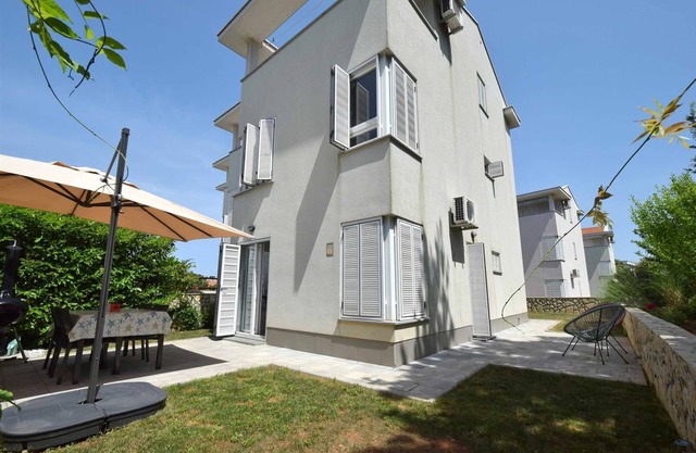 Apartment Rosemary with three bedrooms