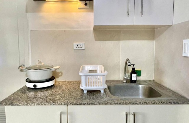 Apartment Sleeps 6 With Netflix