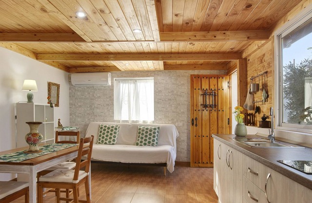 Apartment Sunset Windsurf Near the Beach with Wi-Fi, A/C & Terrace