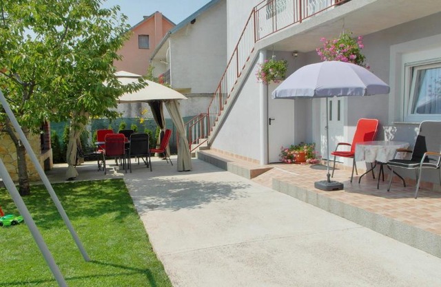 Apartment Tina Gračac