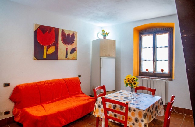 Apartment 'Vecchio Molino - 2' with Shared Terrace, Shared Garden and Wi-Fi