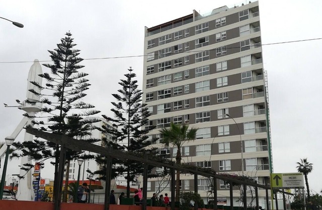 Apartment with Sea and City View