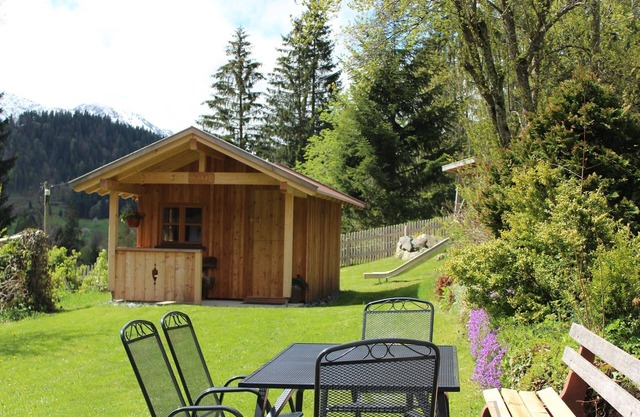 Apartment Wiesenstüble - holiday farm at Kemptar