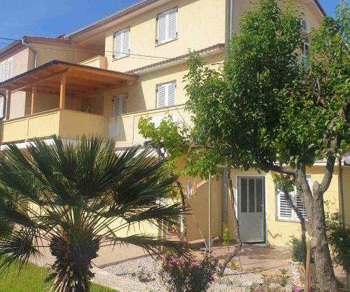 Apartments and Rooms Markovski