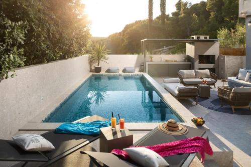 Apartments Belic with pool