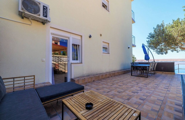 Apartments Domagoj (109601-A2) - Lukovo Sugarje