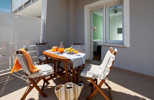 Apartments in Miramare di Rimini 150 meters from the Sea - Ross 2/A