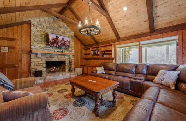 Appalachian Mountain Lodge