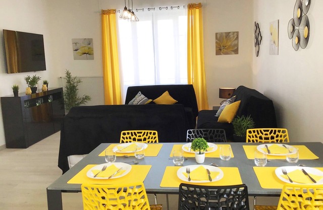 Appart 100 m2 AC, parking, near Sanctuaire
