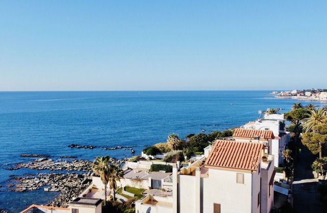 Appartamento 2 camere, scesa al mare privata